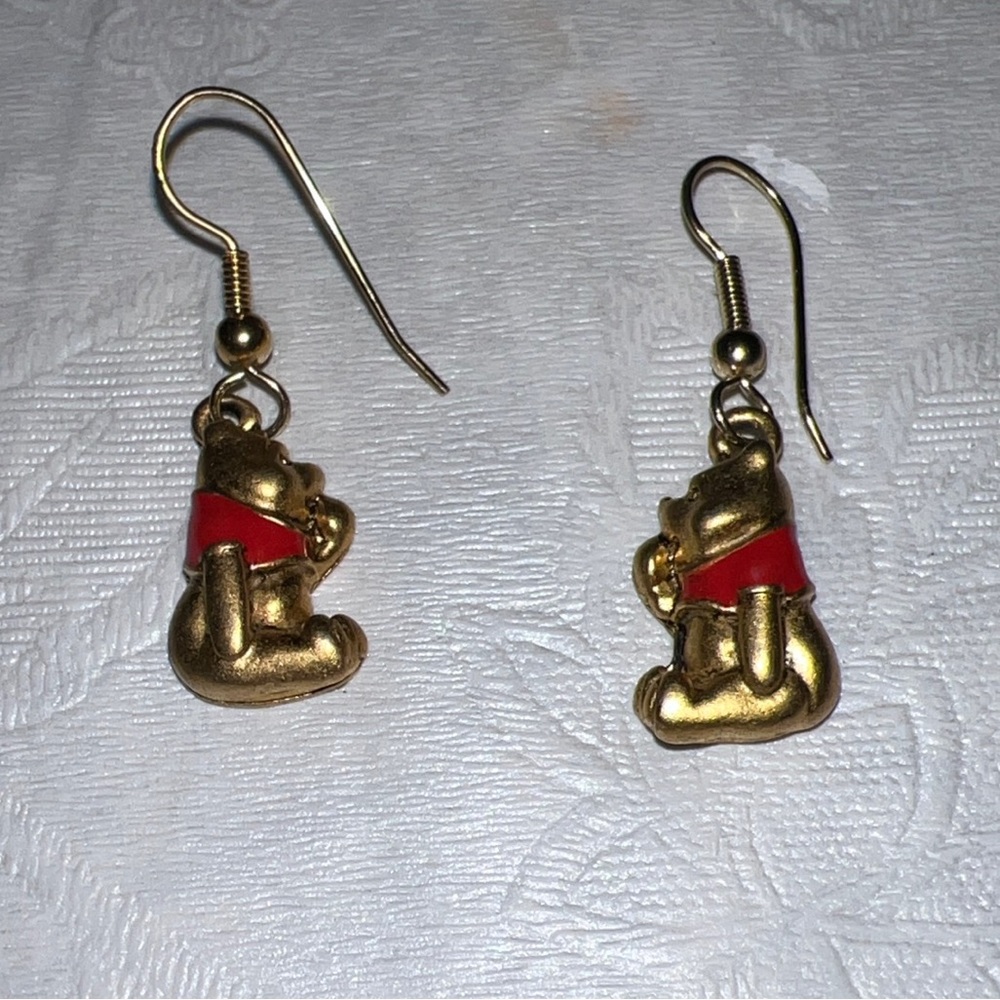Winnie the Pooh Pierced earrings hooks
